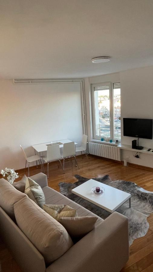 Luka 1718 Apartments Beograd Ngoại thất bức ảnh