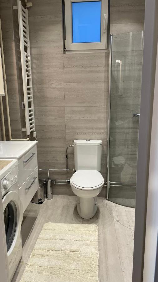 Luka 1718 Apartments Beograd Ngoại thất bức ảnh